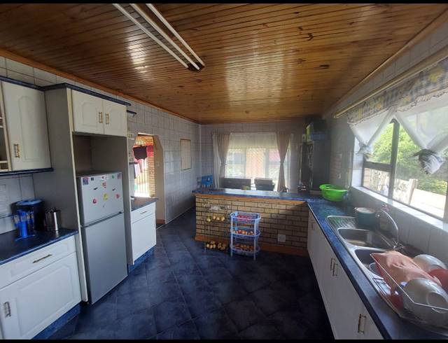 7 BEDROOM FREEHOLD SOLD IN FORDERVILLE